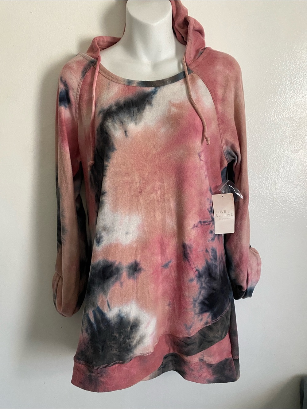 Tie-Dye Hooded Pullover Sweatshirt in Dusty Rose and Black